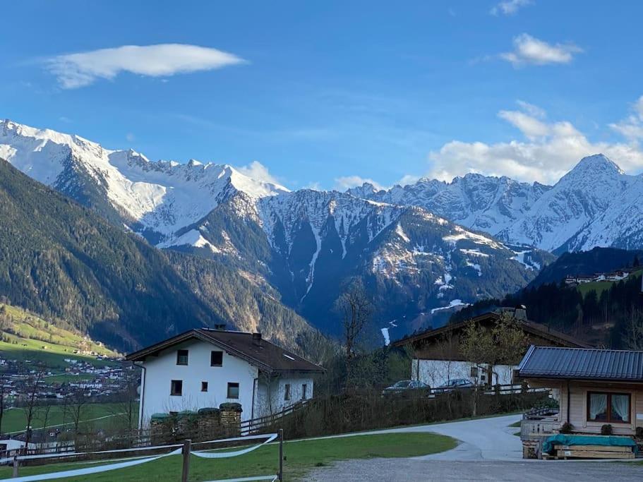Ferienhaus Zillertal Panorama Blick Balkon Sauna Zellberg Eksteriør billede