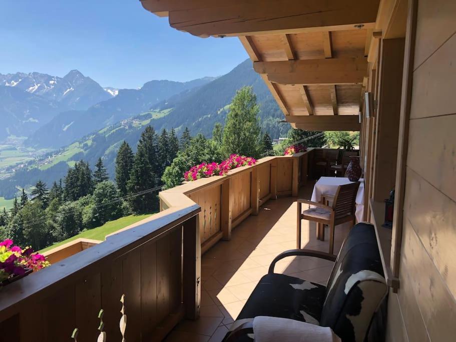 Ferienhaus Zillertal Panorama Blick Balkon Sauna Zellberg Eksteriør billede