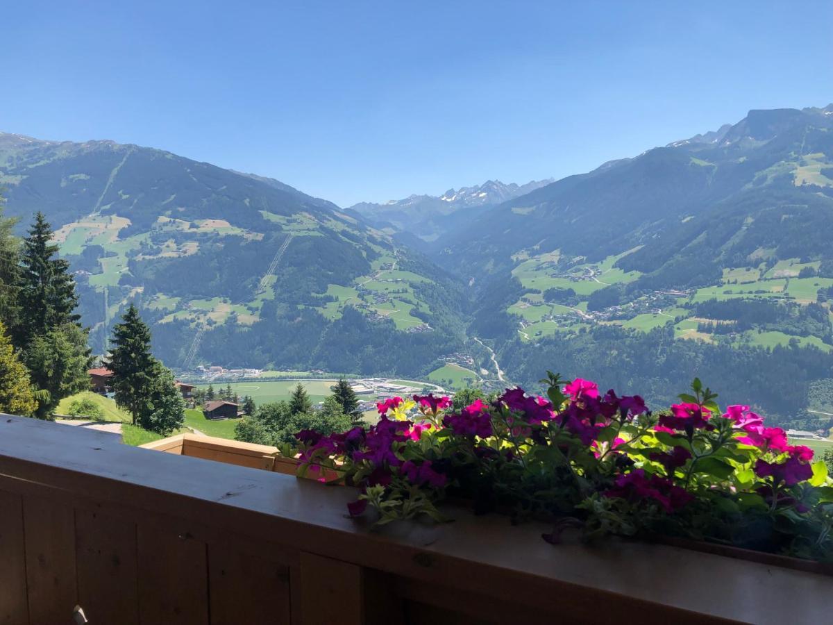 Ferienhaus Zillertal Panorama Blick Balkon Sauna Zellberg Eksteriør billede