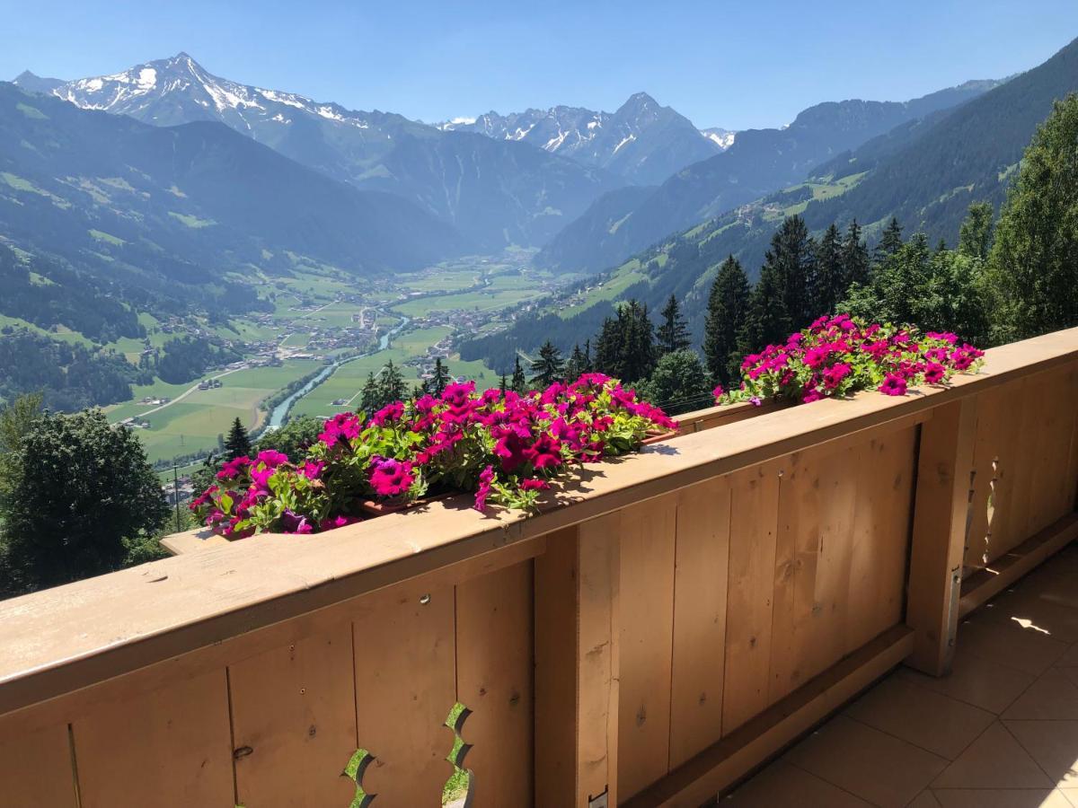 Ferienhaus Zillertal Panorama Blick Balkon Sauna Zellberg Eksteriør billede