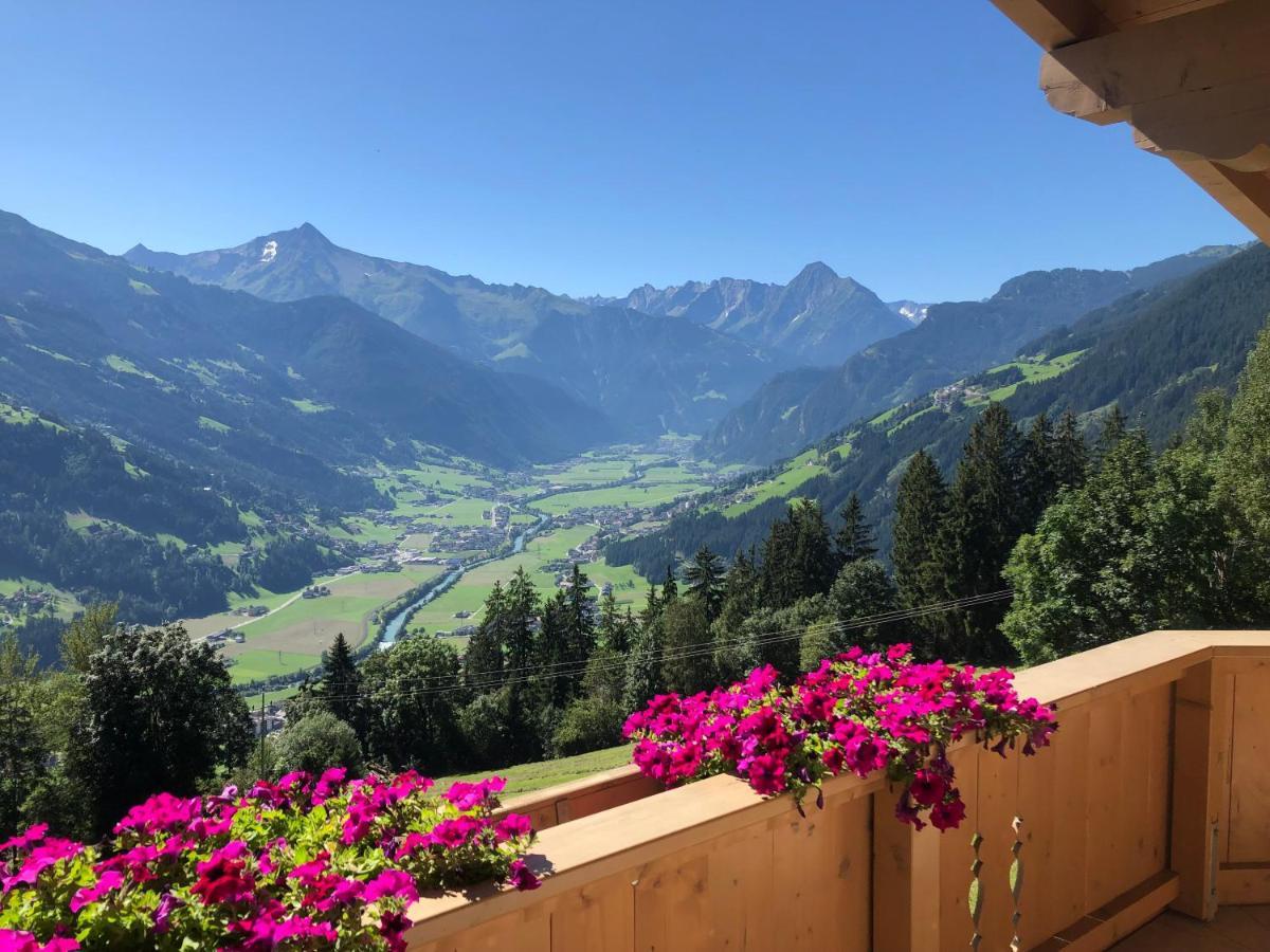 Ferienhaus Zillertal Panorama Blick Balkon Sauna Zellberg Eksteriør billede
