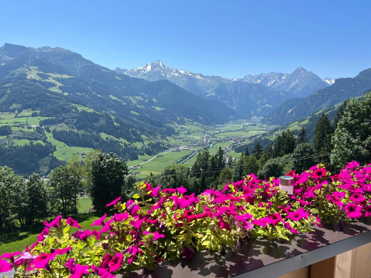 Ferienhaus Zillertal Panorama Blick Balkon Sauna Zellberg Eksteriør billede