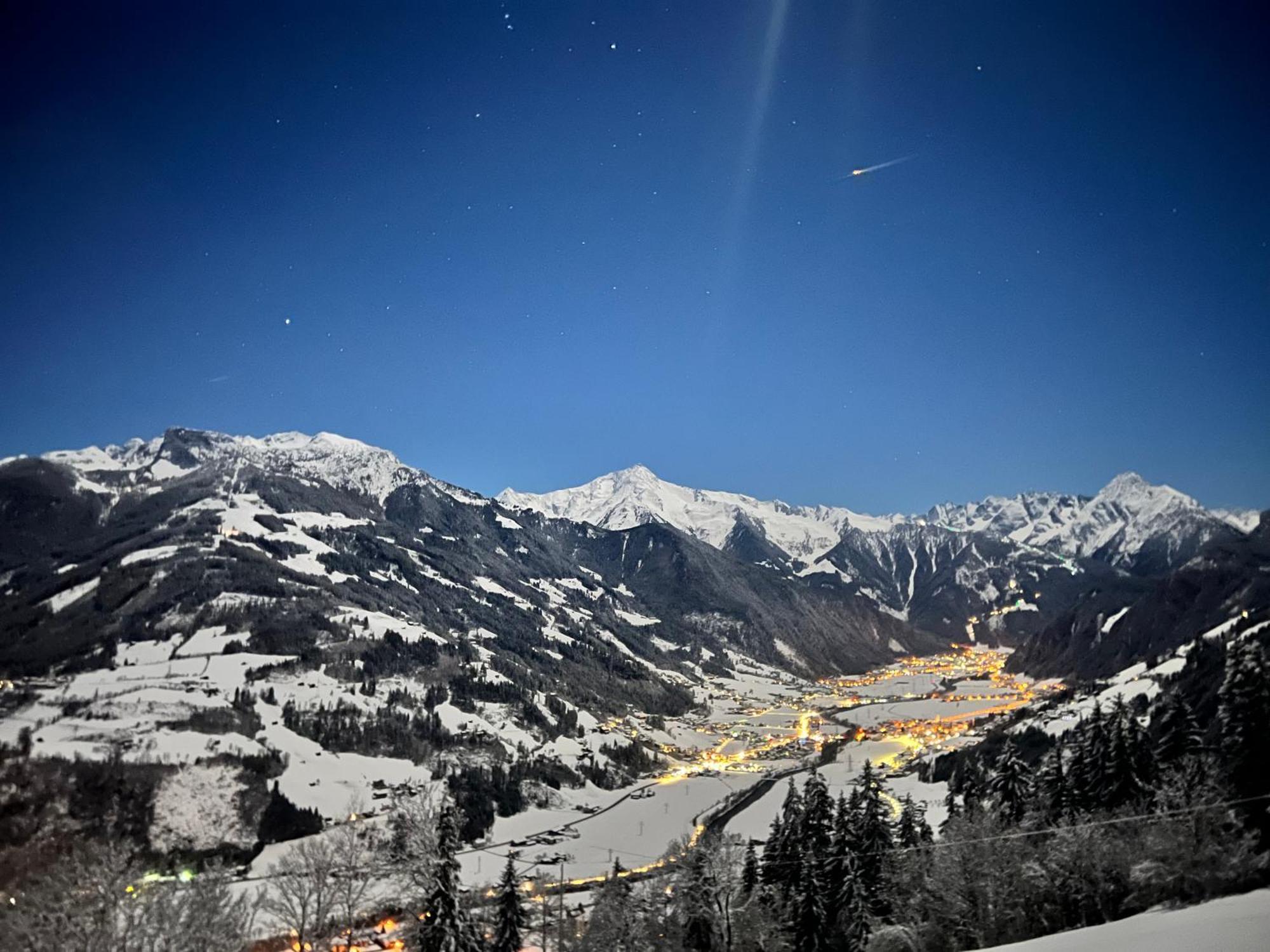 Ferienhaus Zillertal Panorama Blick Balkon Sauna Zellberg Eksteriør billede